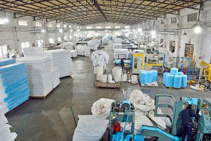 Colchonesのホテルのポケットばねの寝室のマットレスの記憶泡 3